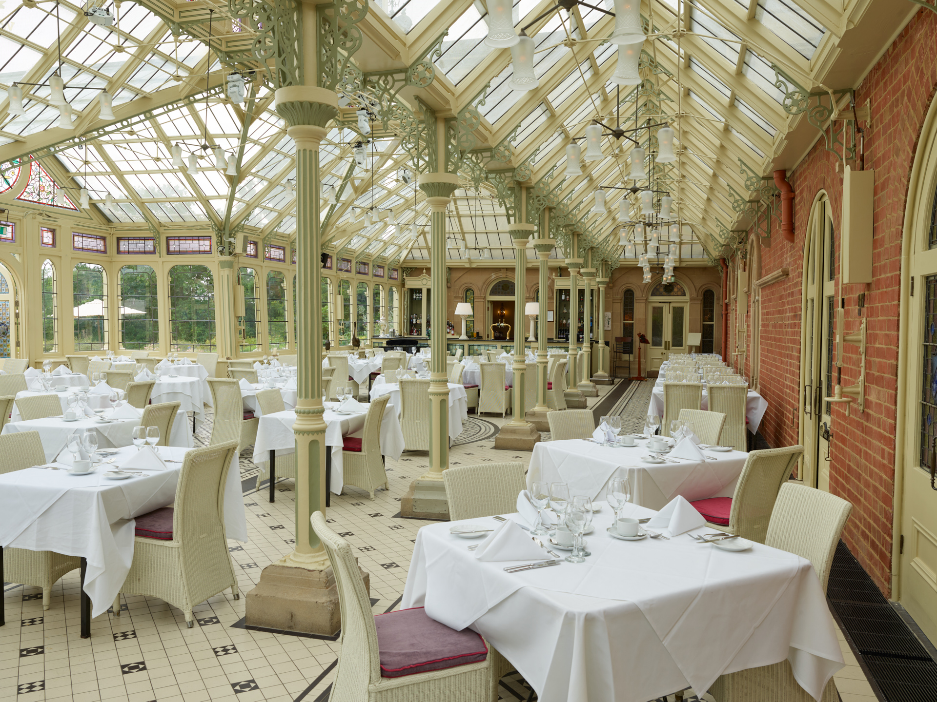 Sunday Lunch in Leicestershire Kilworth House Hotel